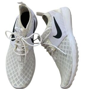 Nike Lightweight White Mesh Running Sneakers size 7.5